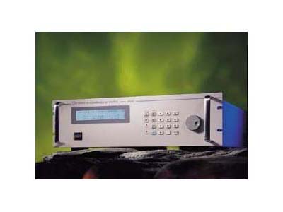 Programmable AC Power Source / 61600 Series